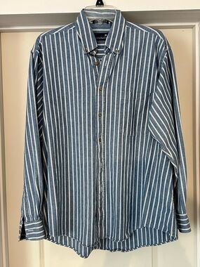 Men's Vintage 90s Blue & White Vertical Stripe Button-Down Shirt